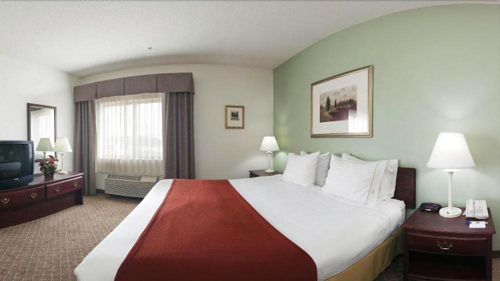 Holiday Inn Express Hotel & Suites St. Paul - Woodbury By Ihg Exterior photo
