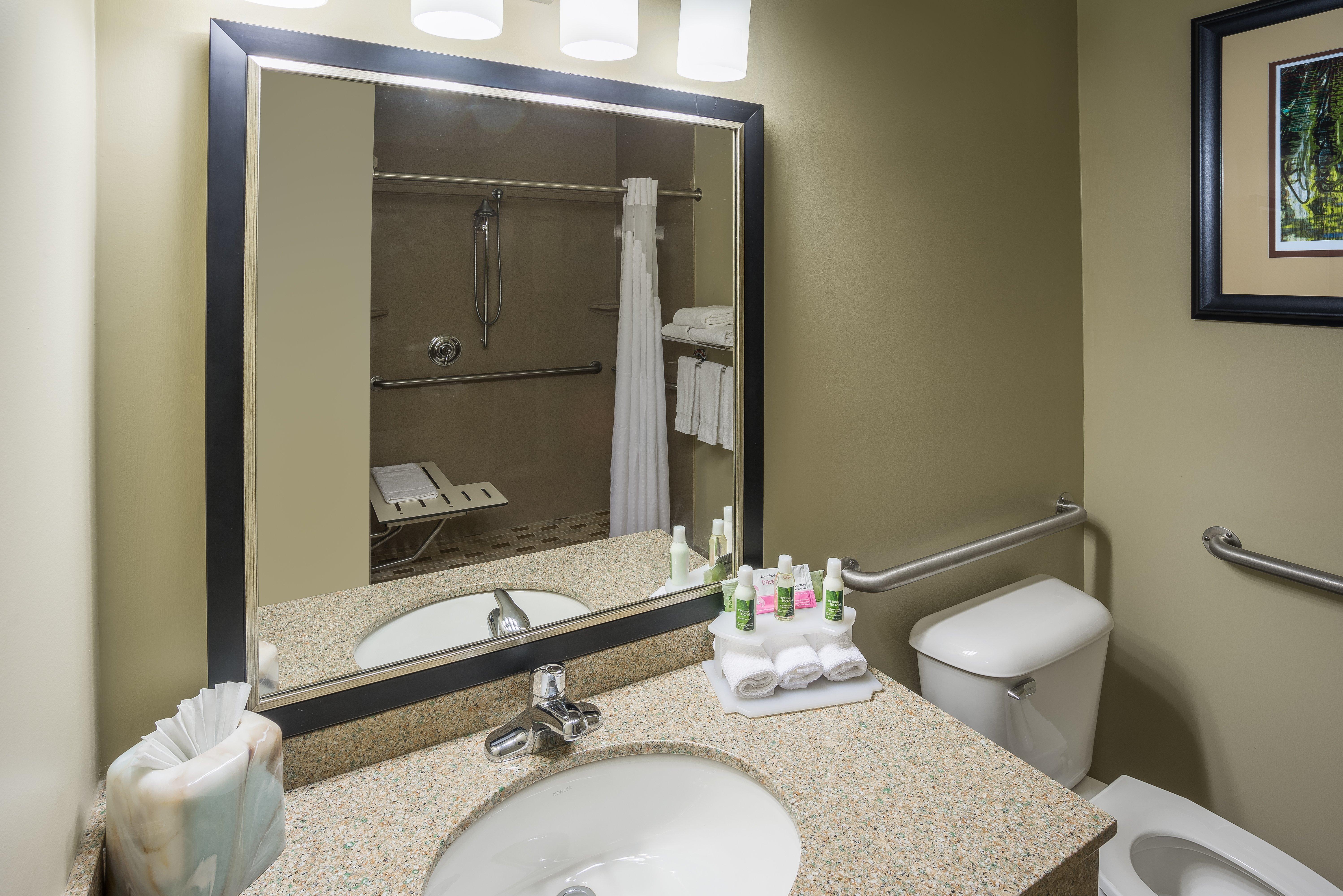 Holiday Inn Express Hotel & Suites St. Paul - Woodbury By Ihg Exterior photo