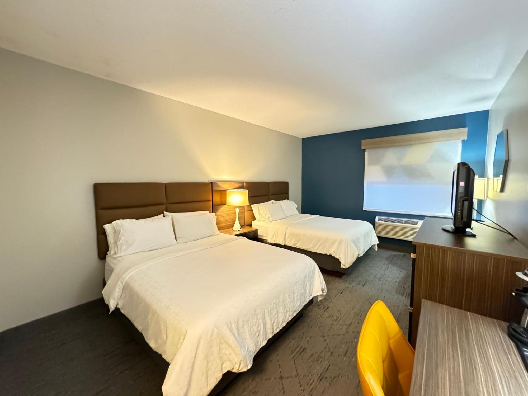 Holiday Inn Express Hotel & Suites St. Paul - Woodbury By Ihg Exterior photo