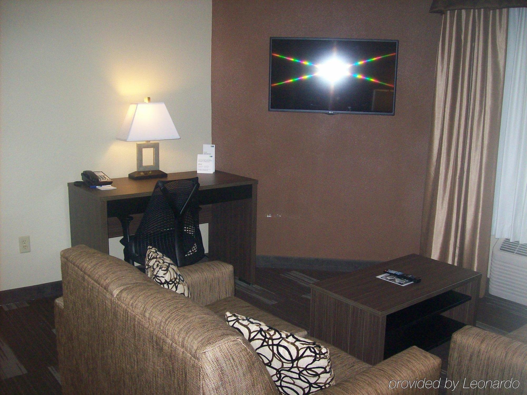 Holiday Inn Express Hotel & Suites St. Paul - Woodbury By Ihg Exterior photo